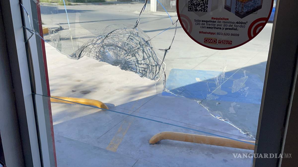 Roban Oxxo con cristalazo: detienen a uno en Saltillo