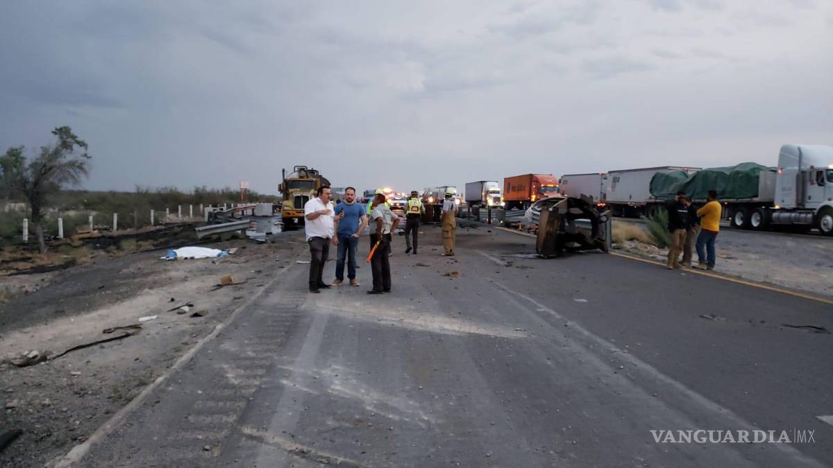 $!El tráfico se vio afectado durante algunas horas.