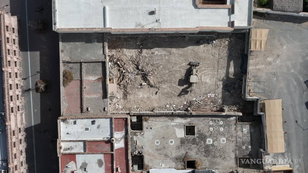 Saltillo: Demuelen casa catalogada como Monumento Histórico en calle Juárez