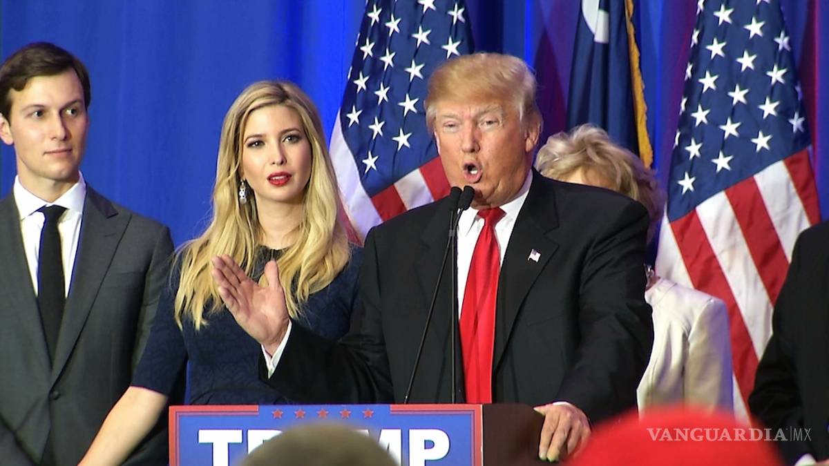Trump: “Vamos a construir el muro y, por cierto, ¿quién va a pagarlo?” Votantes: “¡México!”