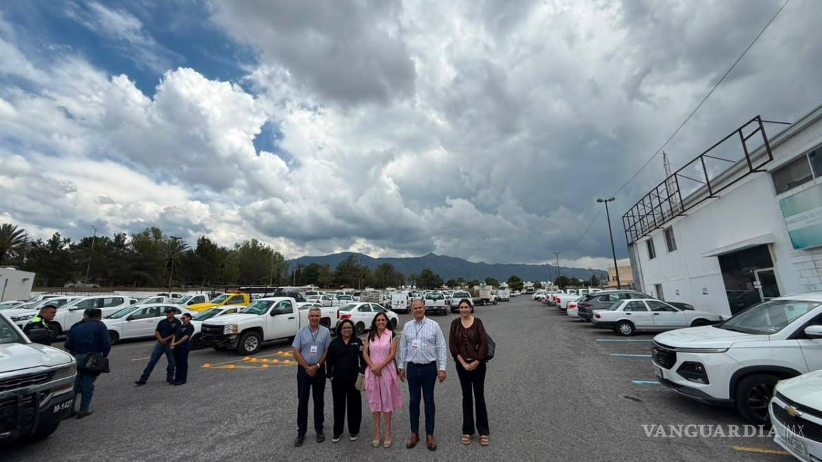 $!Vehículos oficiales del Municipio fueron concentrados y resguardados como parte de las acciones de blindaje.