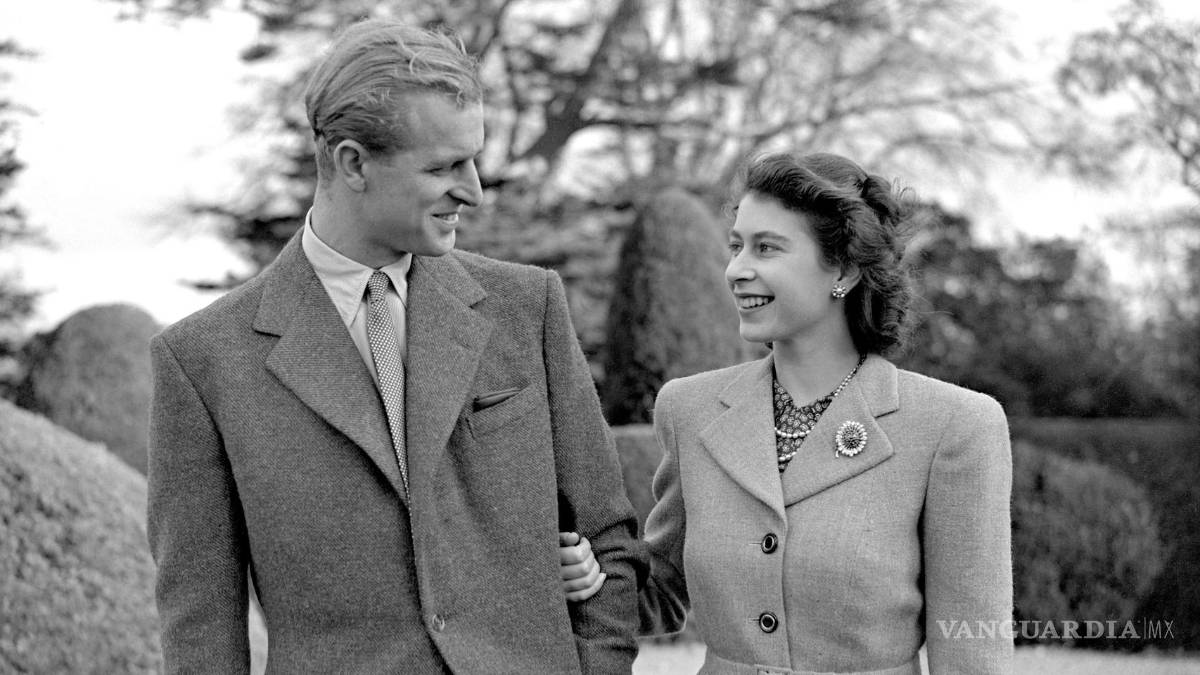 La vida de la Reina Isabel II en 20 icónicas fotografías