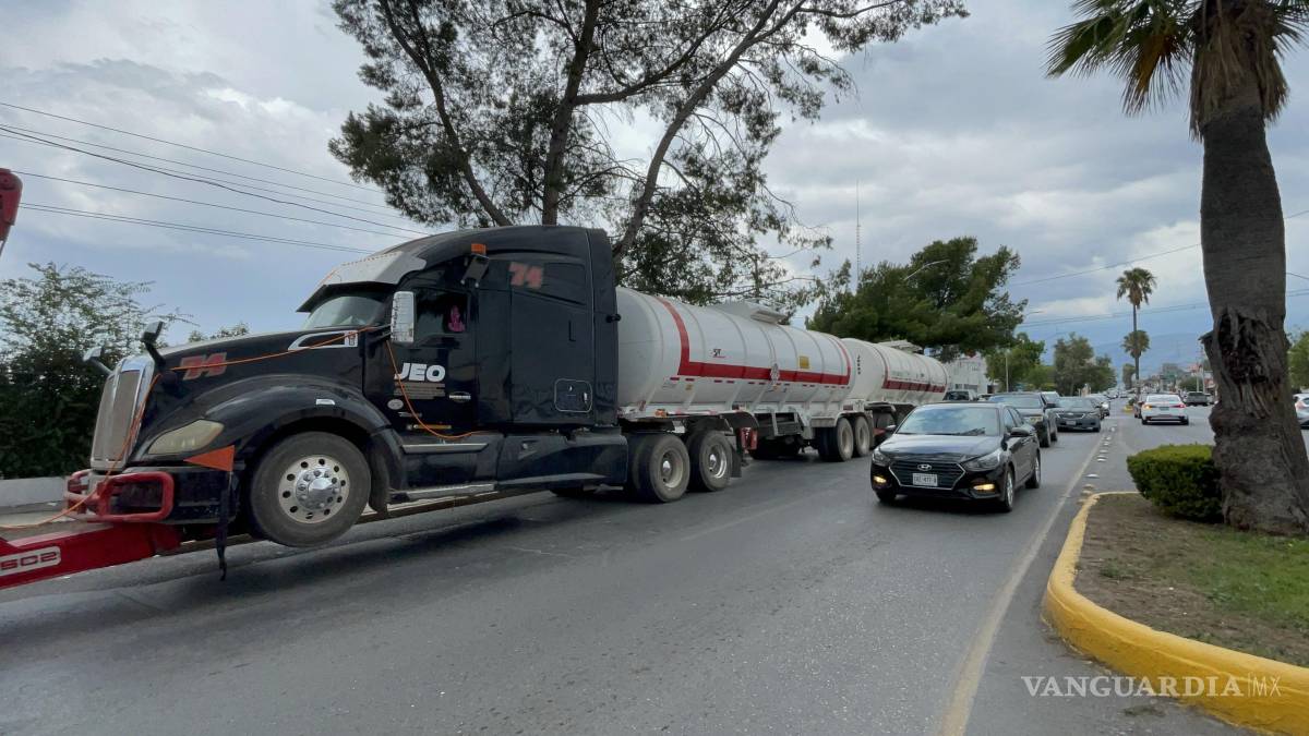 Asegura la Policía Estatal de Coahuila 63 mil litros de gasolina; hay un detenido
