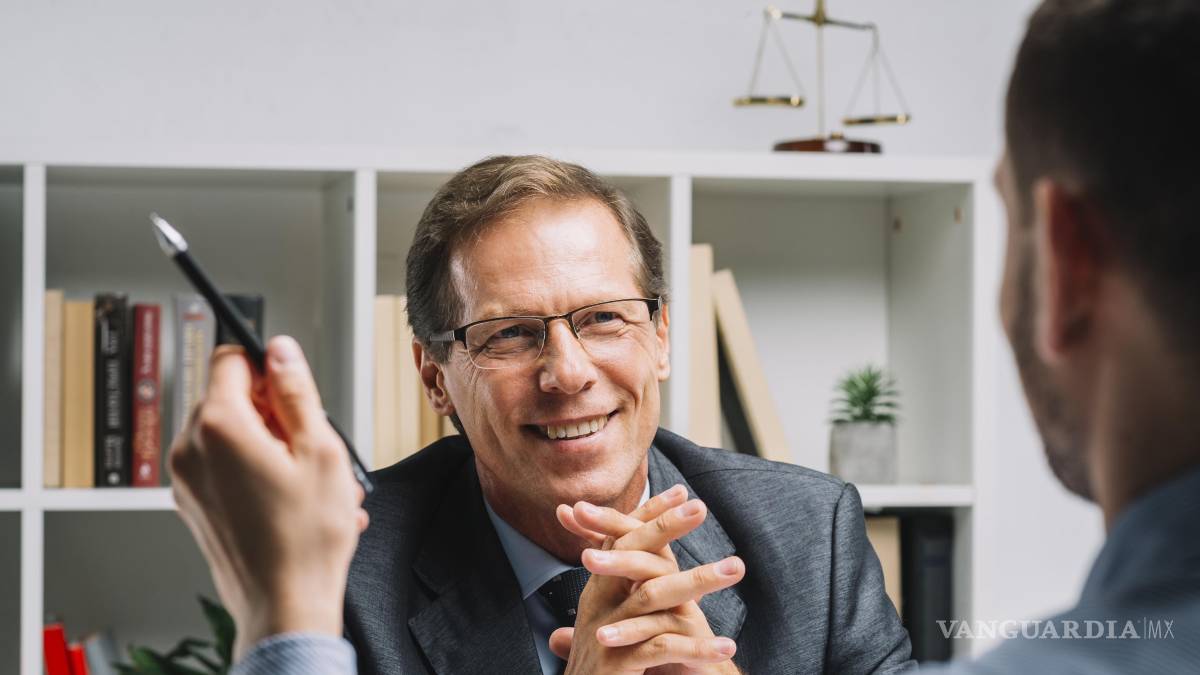 $!La comunicación fluida de un empleado con su jefe denota compromiso y reduce la posibilidad de malentendidos.