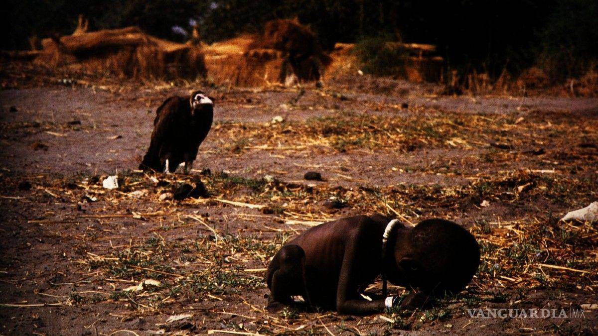 $!‘Es un corrupto’, critica AMLO a Loret por asegurar que 16 pacientes del IMSS murieron en Acapulco tras daños por Otis