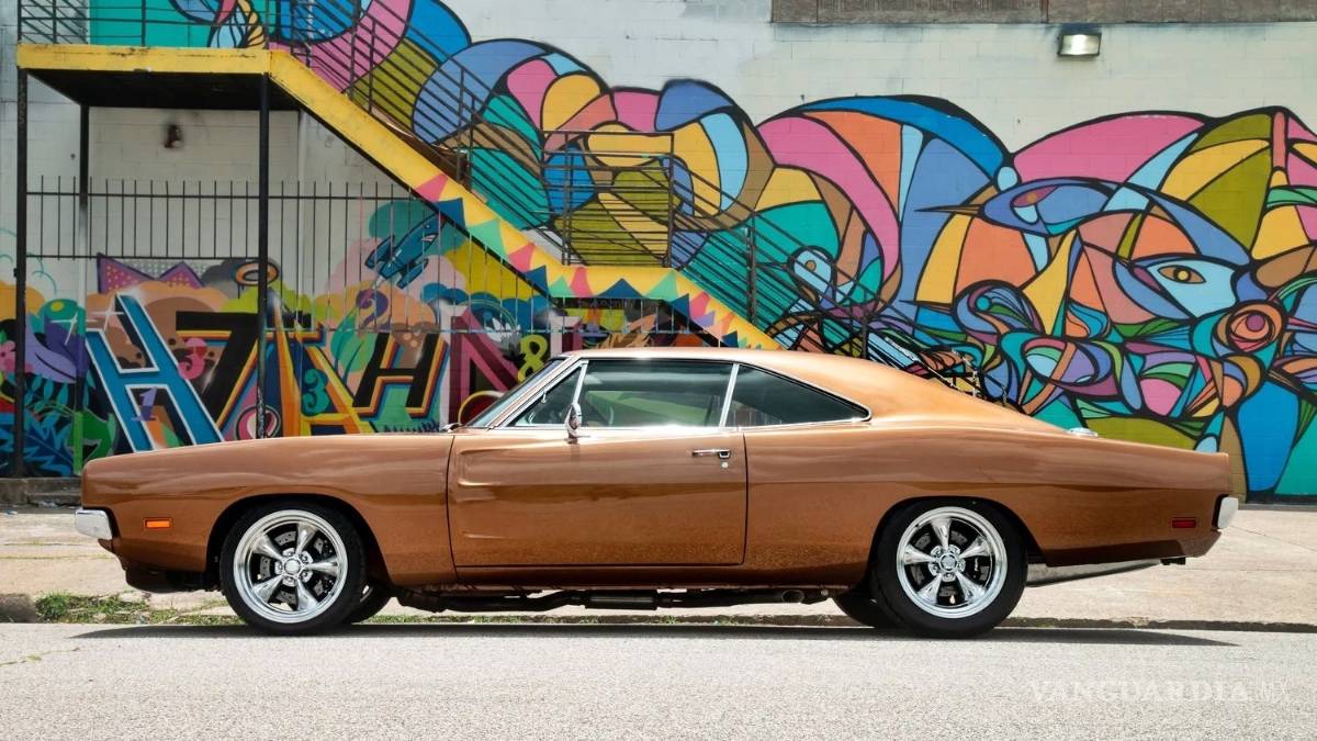 $!Un Dodge Charger R/T de 1969 con motor 6.2 Hellcat de 717 CV, aunque no lo creas