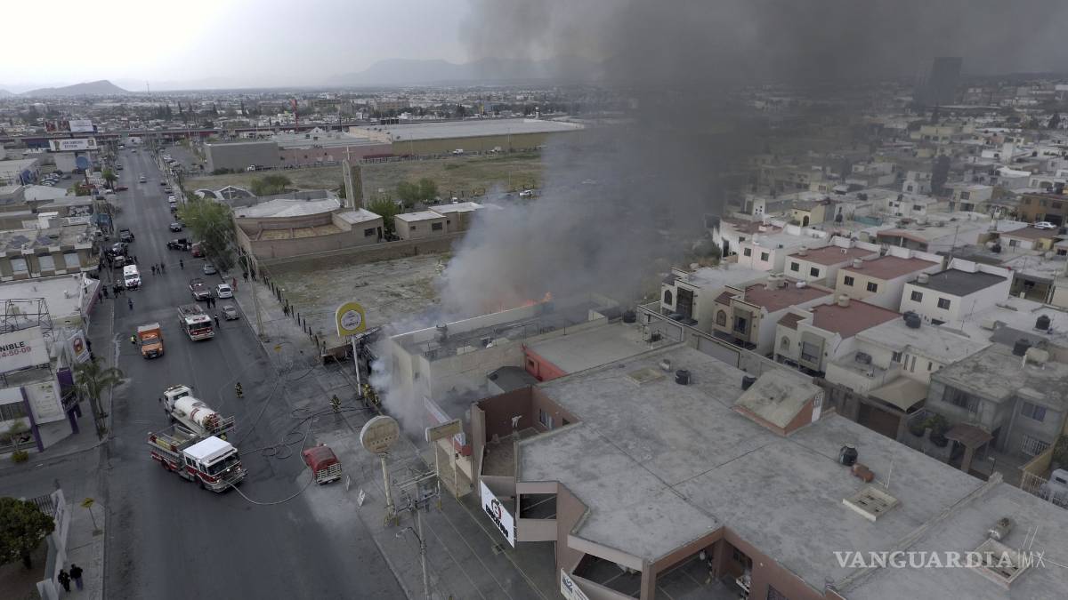 $!Se incendia Tacos Checo en Saltillo