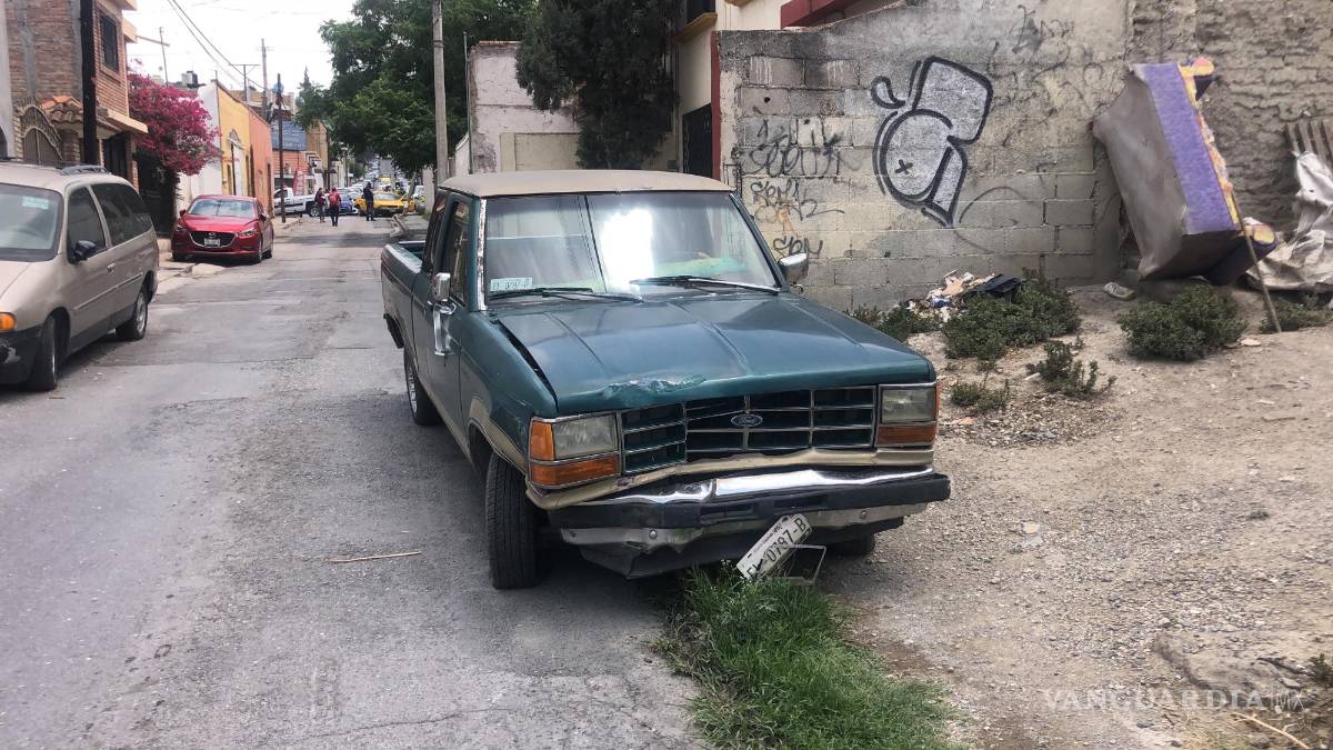 Se queda sin frenos en plena ‘bajada’ del IMSS en el centro de Saltillo