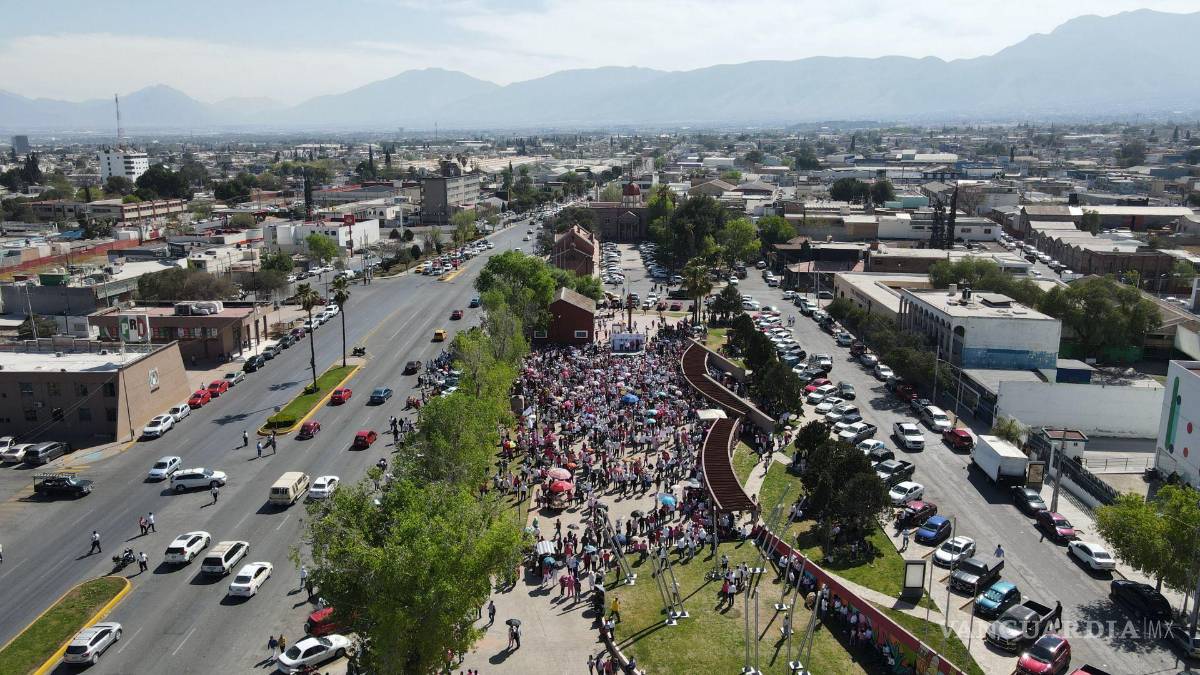 Así toman las calles y plazas miles de mexicanos para defender al INE (Fotos)