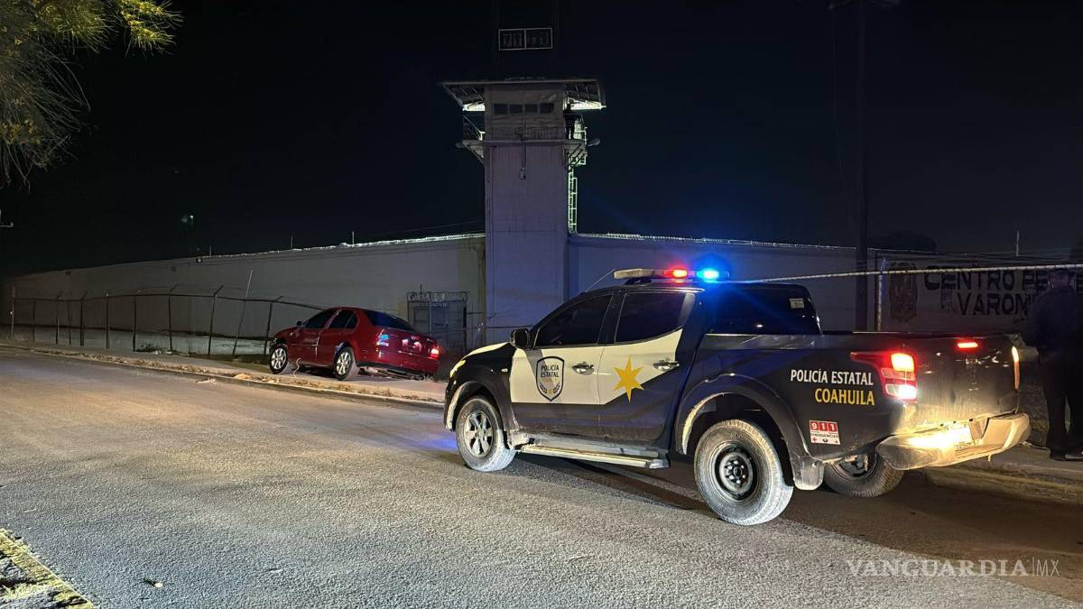 $!El vehículo del joven fue remolcado al corralón tras el percance en la colonia Saltillo 2000.