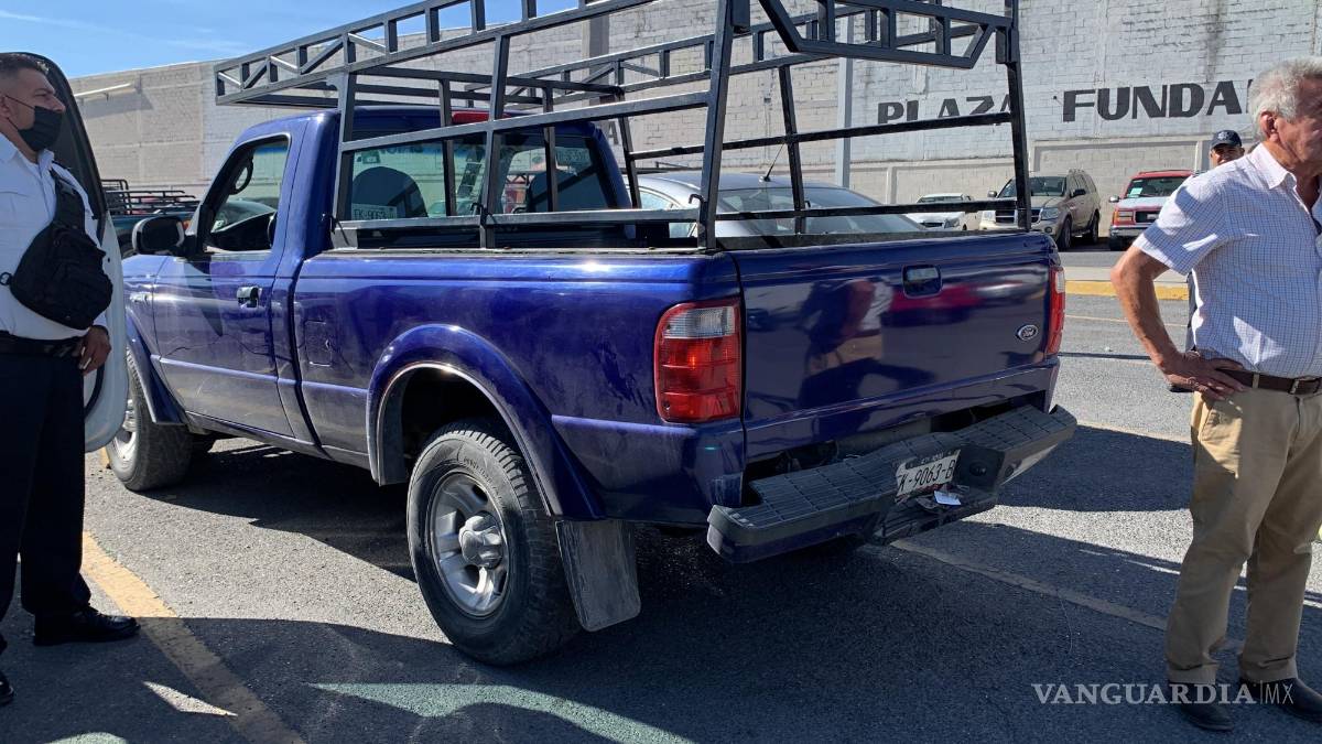 Por confiado, choca al no guardar distancia en periférico LEA de Saltillo