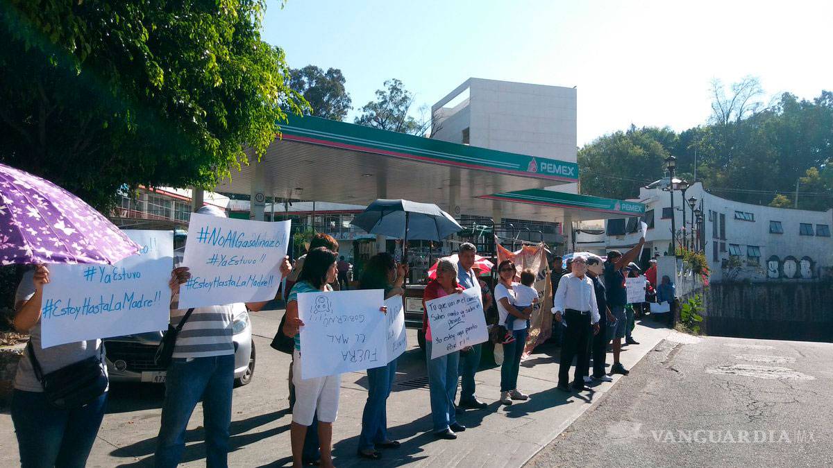 $!Bloqueos y marchas en 28 estados contra el 'gasolinazo'