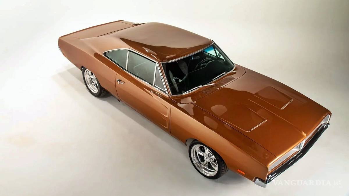 $!Un Dodge Charger R/T de 1969 con motor 6.2 Hellcat de 717 CV, aunque no lo creas