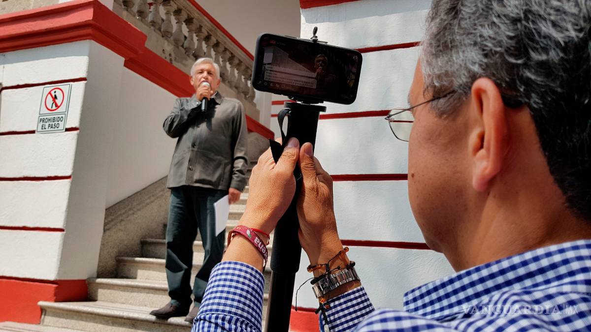 $!No más censura a los medios de comunicación promete López Obrador