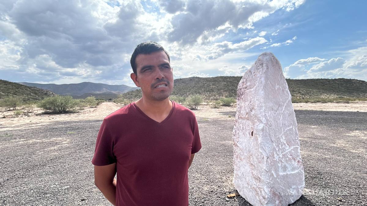 $!﻿Samuel Martínez Favela en el lugar donde la empresa tuvo el evento de primera piedra. Afirma que hay preocupación por la llegada de Fermachem.