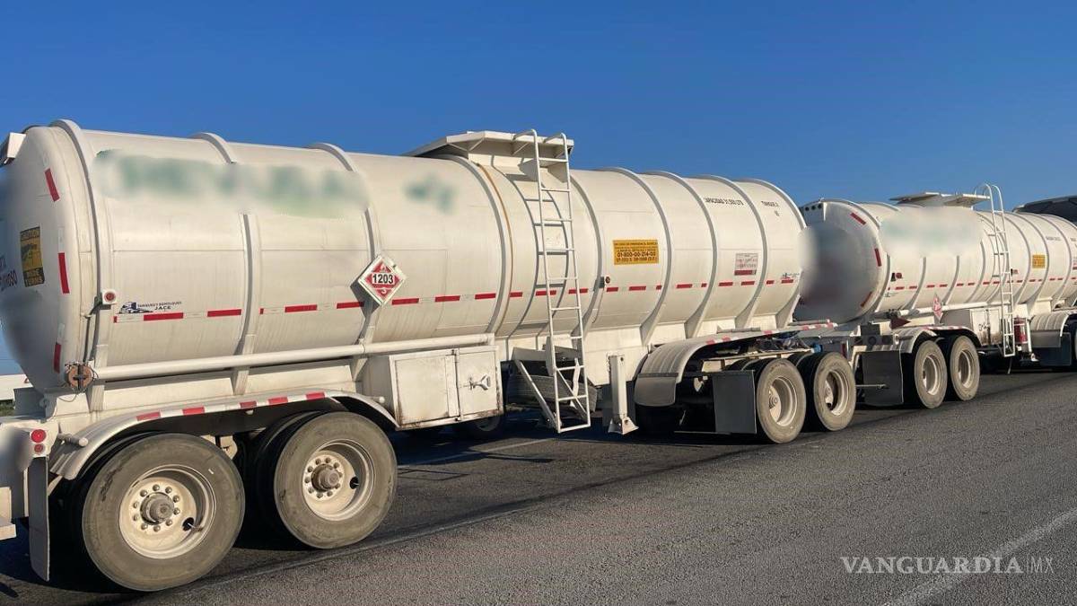 Lo vinculan a proceso por transportar 62 mil litros de hidrocarburo ilícito, en NL