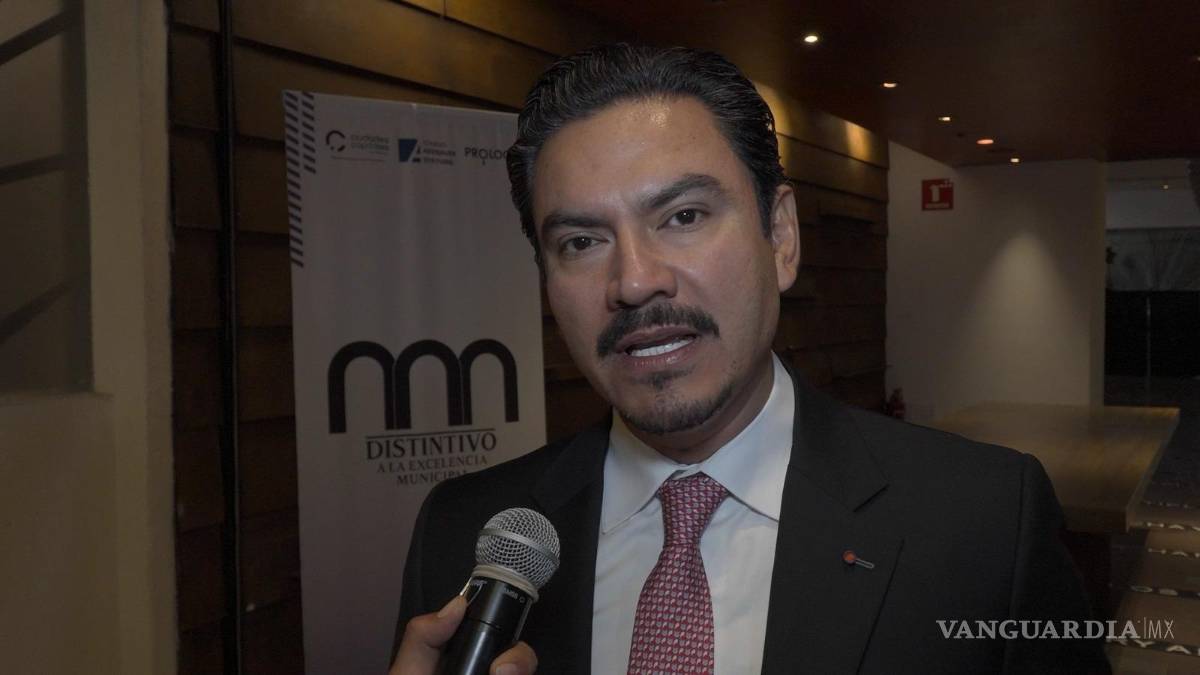 $!Ray Chagoya Villanueva, presidente municipal de Oaxaca de Juárez, destacó el carácter plural de la Asociación y la necesidad de fortalecer la cooperación institucional en beneficio de las ciudades capitales.