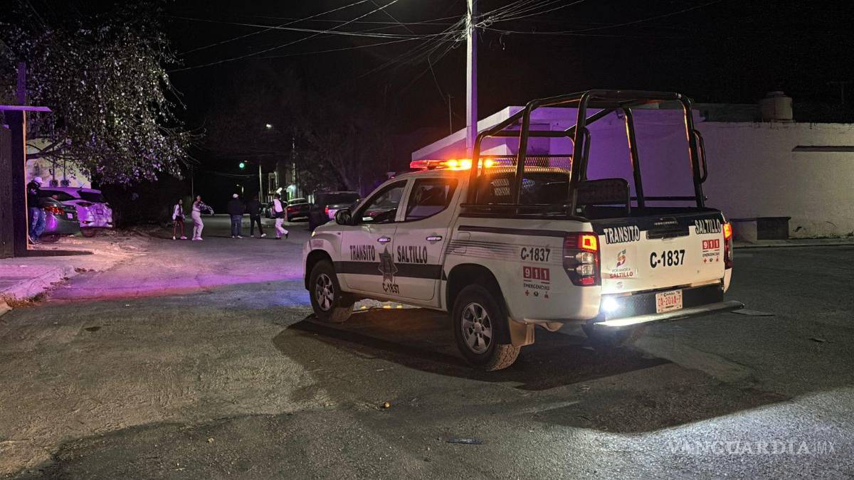 $!Elementos de Tránsito Municipal acudieron para tomar conocimiento del percance.