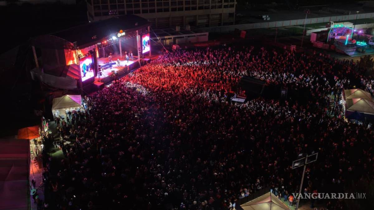 $!Cientos de familias abarrotaron el Biblioparque Norte para disfrutar del concierto de Los Invasores de Nuevo León como parte del FUTFEST Saltillo 2026.