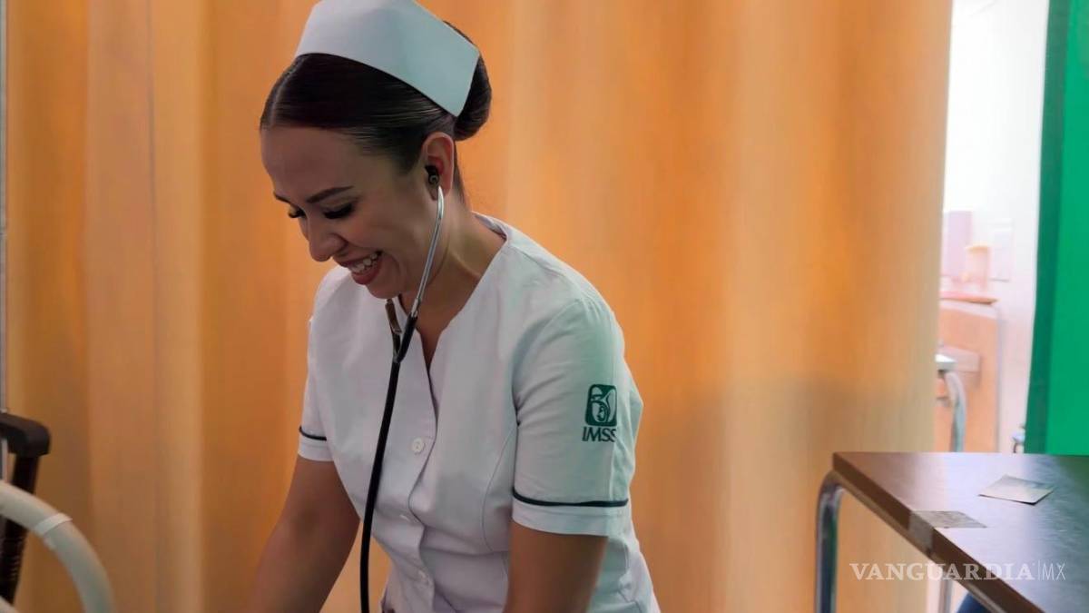 $!Karina García Hernández ingresó al IMSS como auxiliar de higiene y limpieza durante la pandemia.