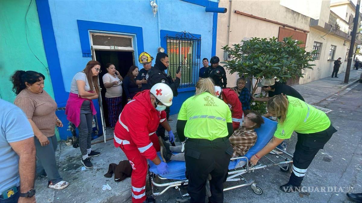 Dos adultos mayores lesionados en explosión de tanque de gas, en Nuevo León
