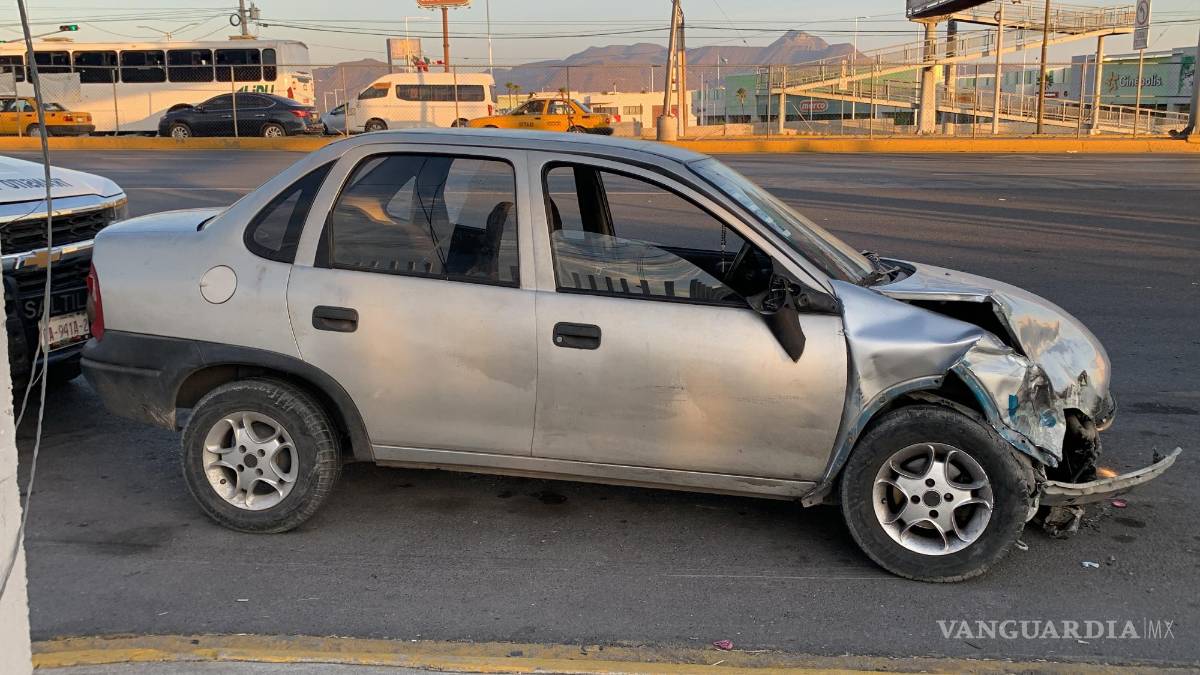 Se dan encontronazo en carretera a Saltillo-Zacatecas,ambos conductores alegan ‘luz verde’