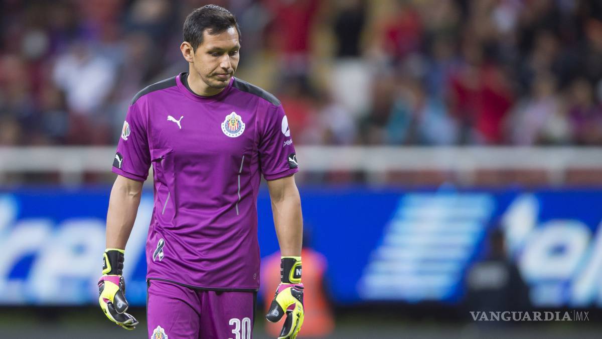$!Rodolfo Cota más caro que Buffon y Casillas