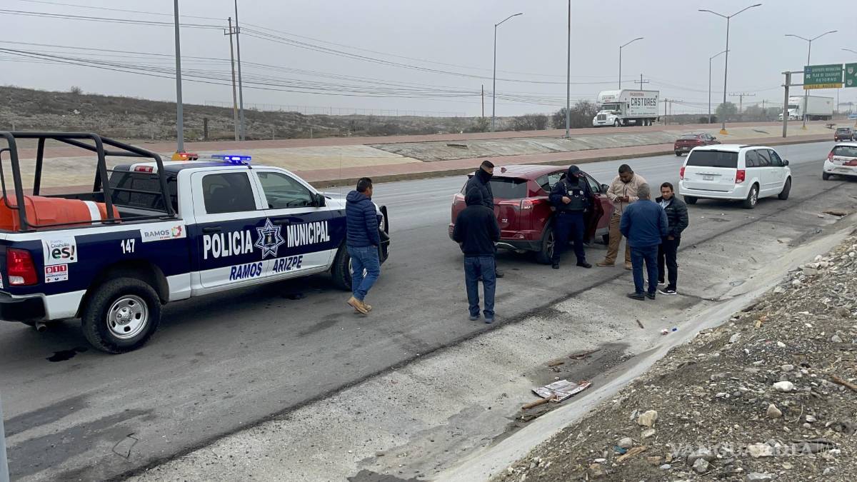 Fallece mujer en volcadura en la carretera a Monclova