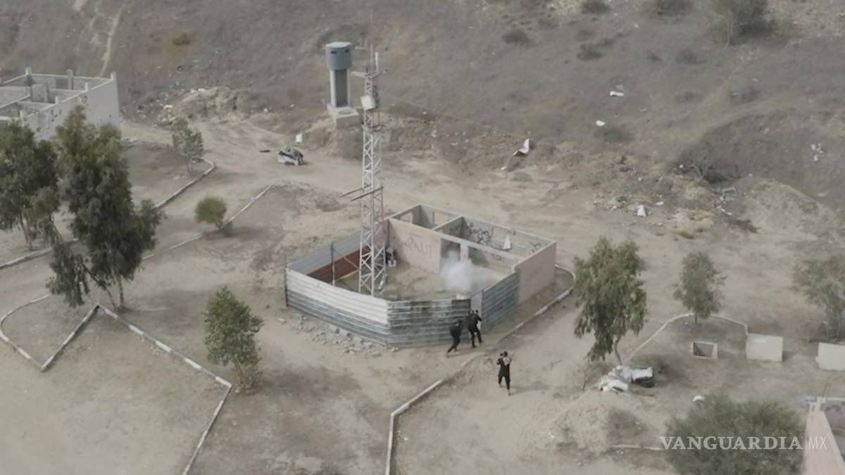$!Esta imagen de un video publicado por Hamás muestra un ejercicio con fuego real denominado operación “Pilar Fuerte” en las afueras de Al-Mawasi.