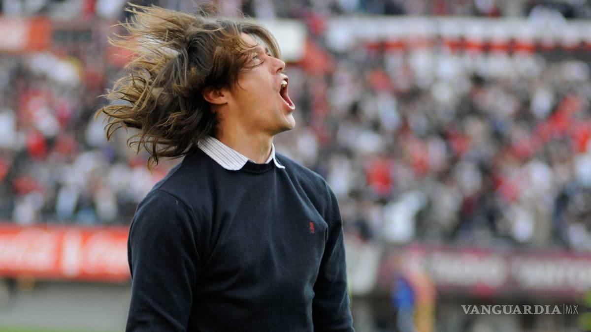 $!Revela Matías Almeyda que aprende inglés gracias a una aplicación en el celular