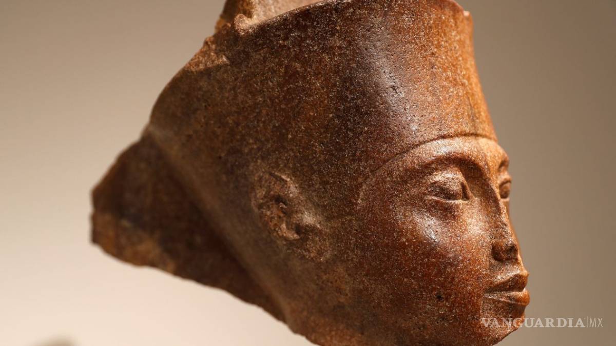 Escultura de Tutankamón al fin fue subastada en 5.9 mdd; Egipto dice que fue robada
