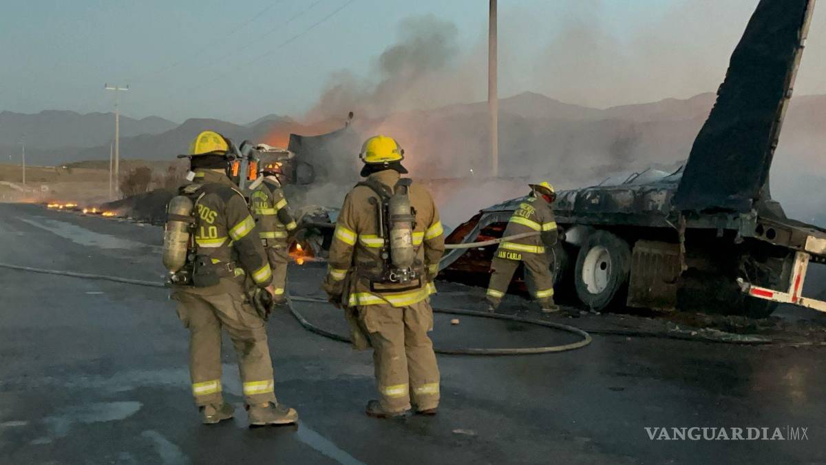 Se le quema tráiler en la carretera Torreón-Saltillo