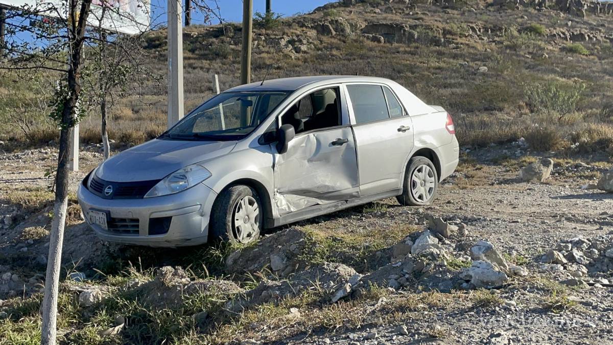 Por ‘atravesado’ ocasiona accidente en Ramos Arizpe