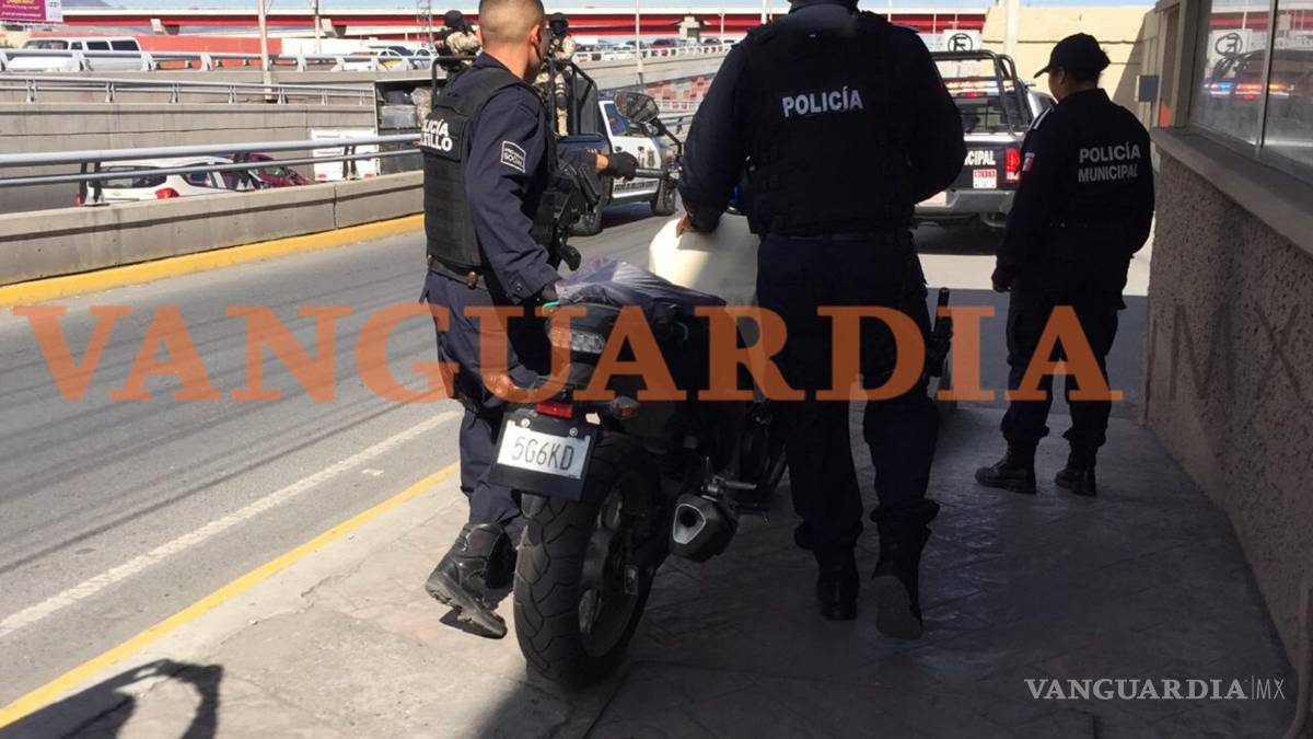 $!Integrantes de la banda 'Los Colombianos' asaltan banco de Saltillo a mano armada; hay dos detenidos