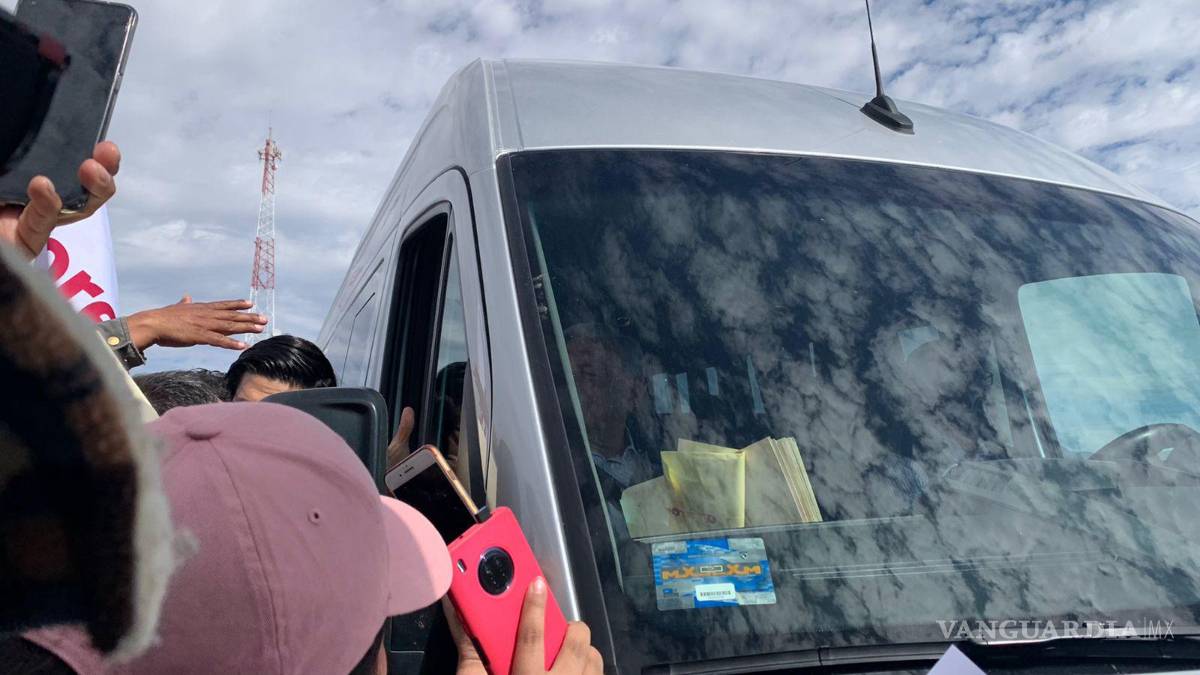 $!Llega AMLO a Ramos Arizpe para conmemorar el Día del Ejército