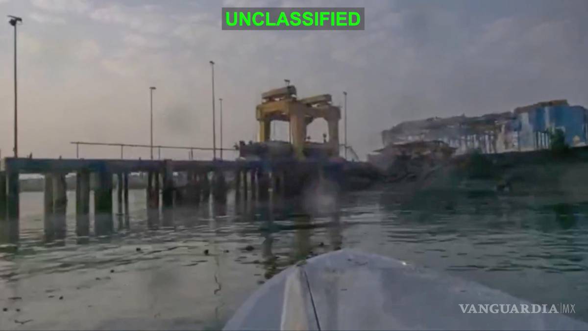 $!Una embarcación no tripulada Corsair disparada por el ejército estadounidense, acercándose a la base naval de Bandar Abbas, en Irán, el 12 de julio de 2026.