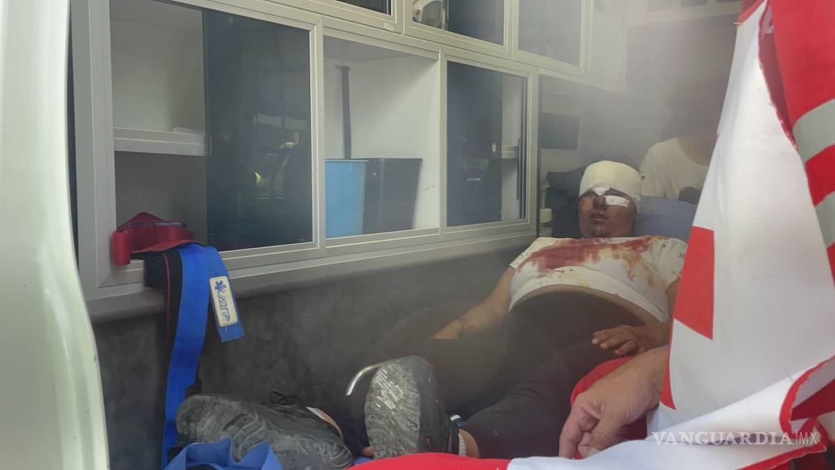 Le da un ataque epiléptico y provoca fuerte accidente, en Saltillo