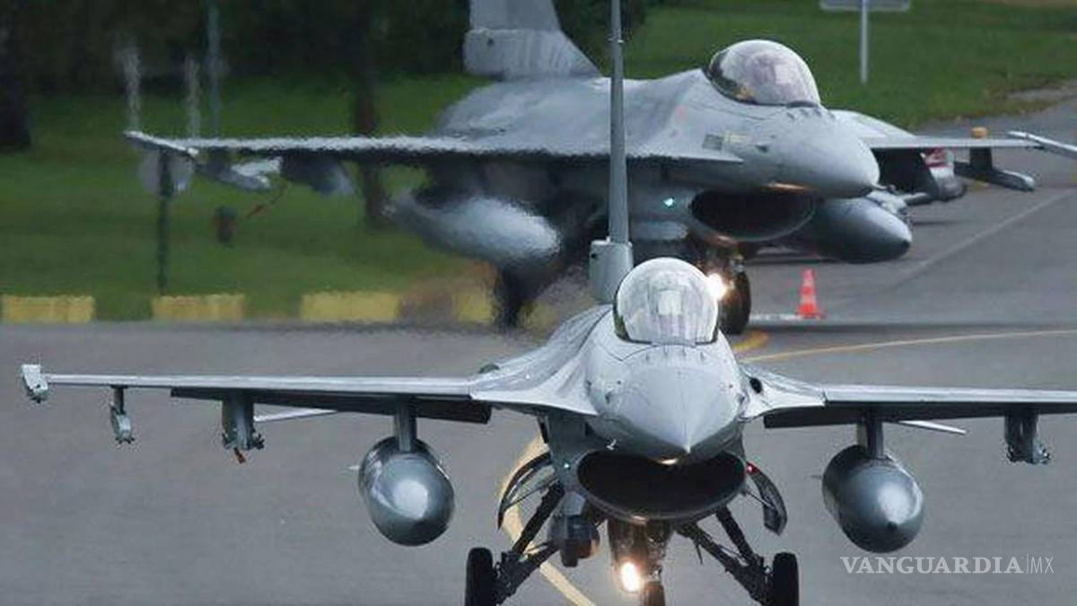 $!Ya tenía tiempo que Ucrania había solicitado que le facilitaran aviones F-16.