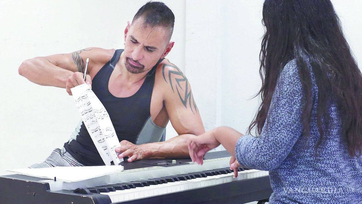 El flautista mexicano Horacio Franco da positivo a COVID-19