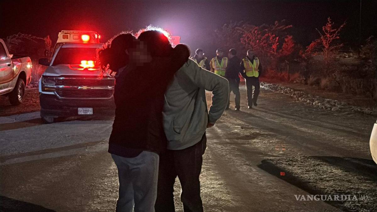 $!Los jóvenes fueron valorados por paramédicos y no presentaban lesiones aparentes.