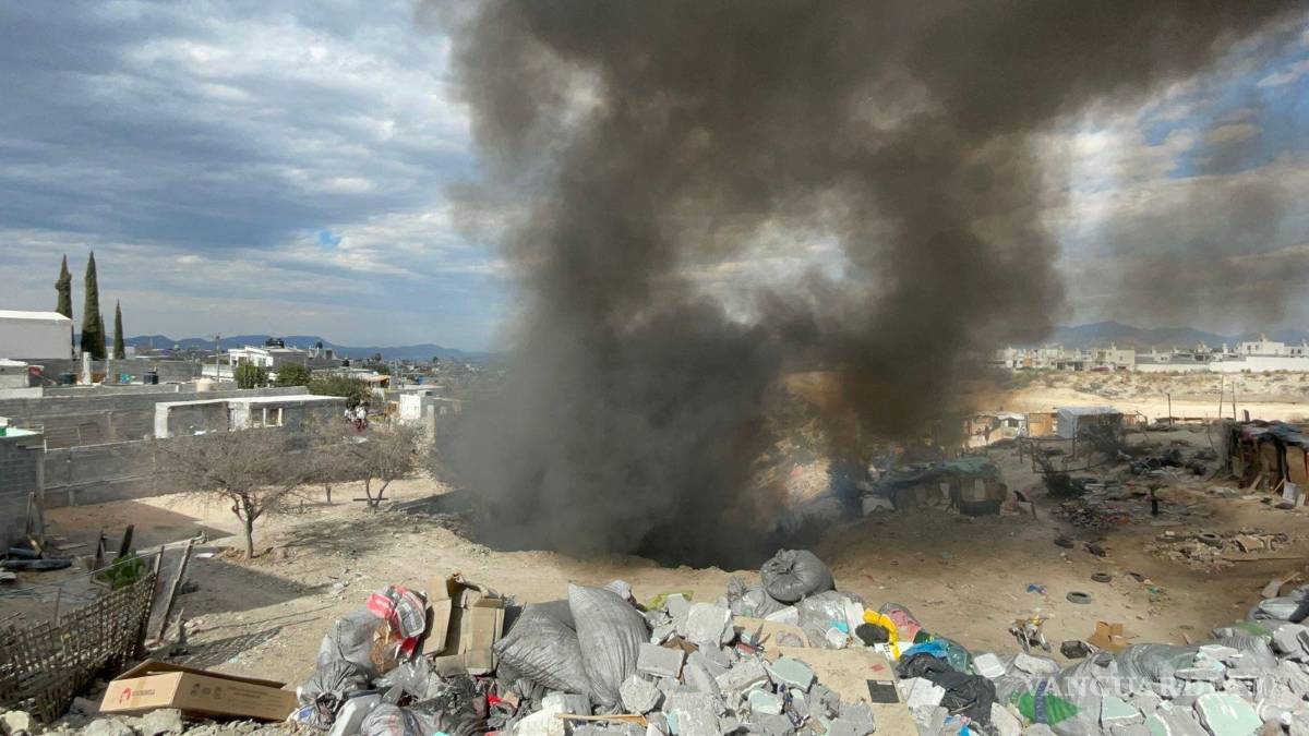 Pandilleros incendian tejabán por disputa de predios, en Saltillo