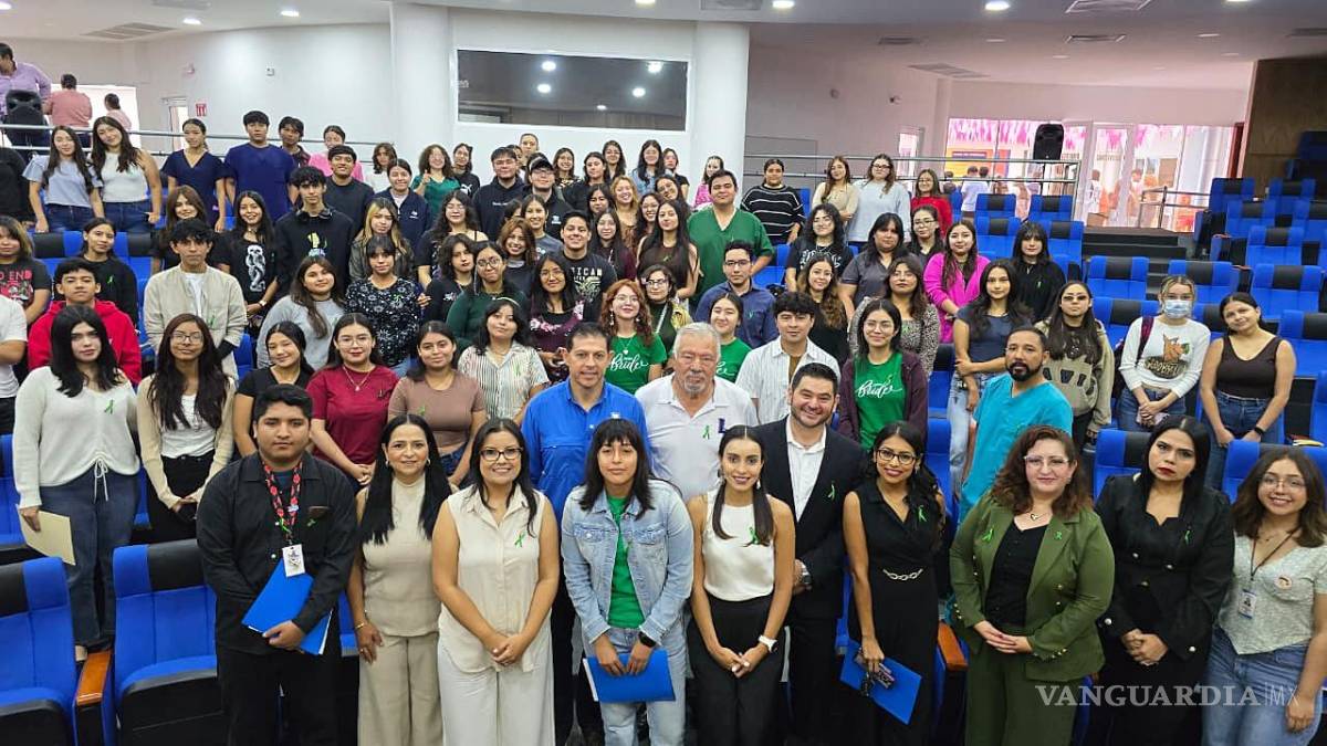 $!Participaron como panelistas académicos y especialistas en psicología, entre ellos Mireya Ramírez Ordoñez, Cynthia Montalvo Rivera y Saúl Inocente de Luna Gámez.