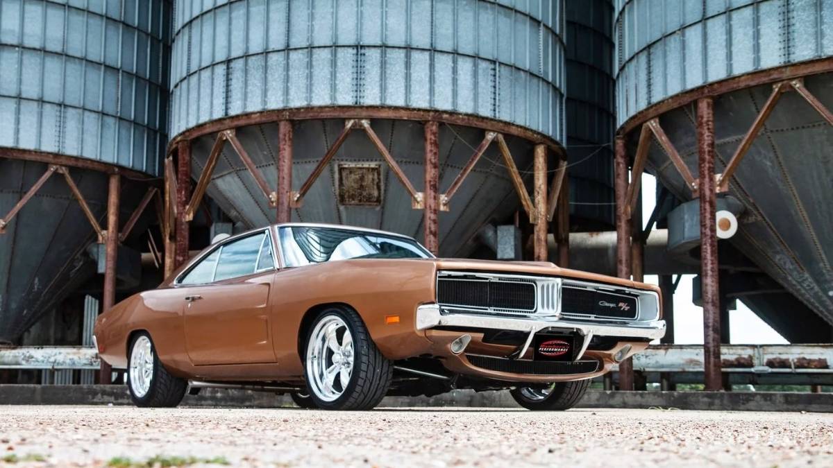 $!Un Dodge Charger R/T de 1969 con motor 6.2 Hellcat de 717 CV, aunque no lo creas
