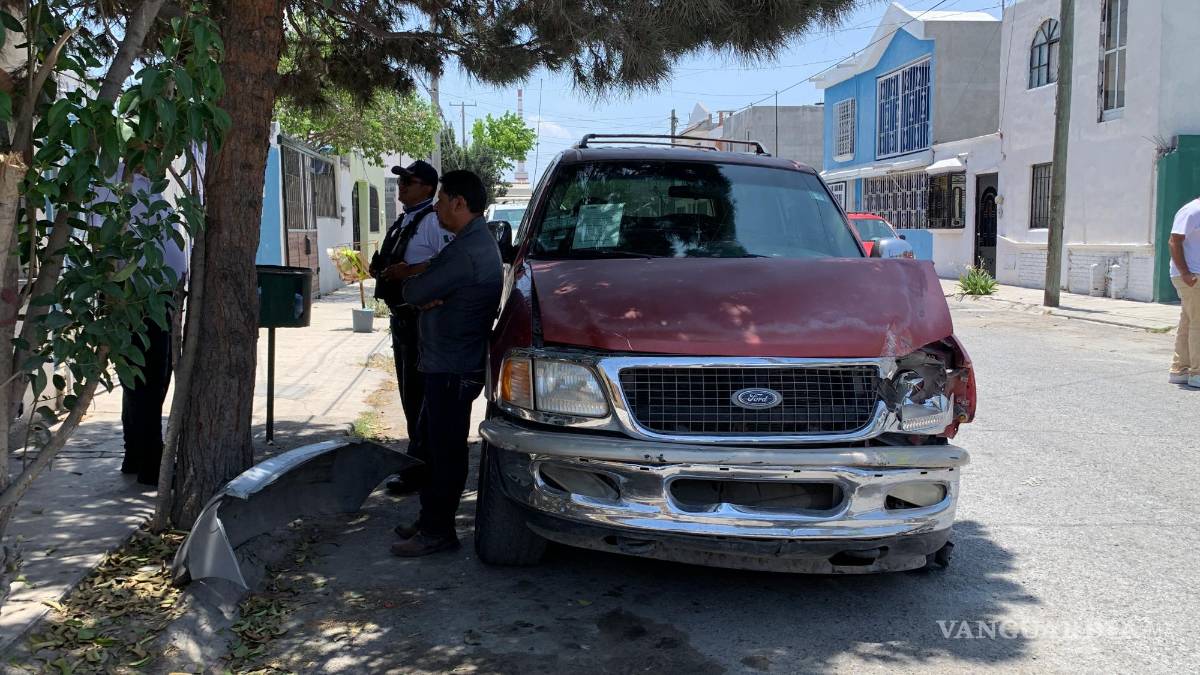 Saltillo: hiere a conductora tras impactarle su auto, luego se va