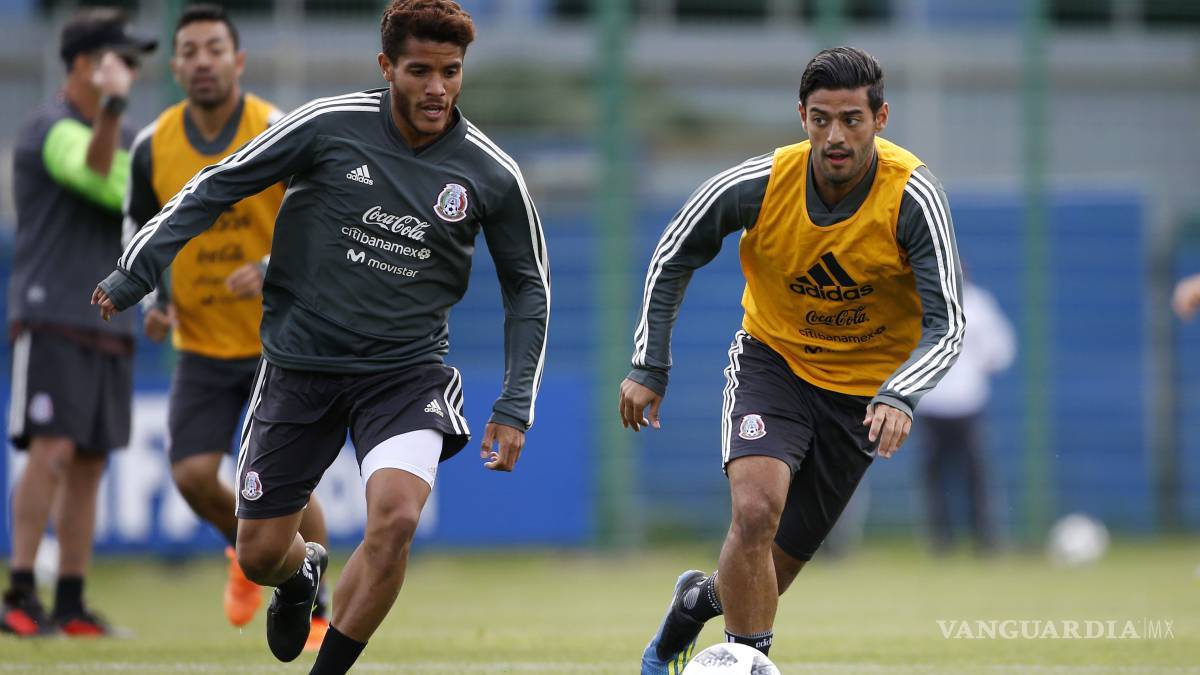 Según Jona Dos Santos, Carlos Vela tiene una oferta del Barcelona