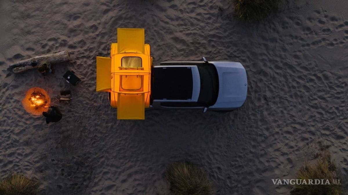 $!Rivian sigue aumentando su catálogo, lanza versión camper de su pick up
