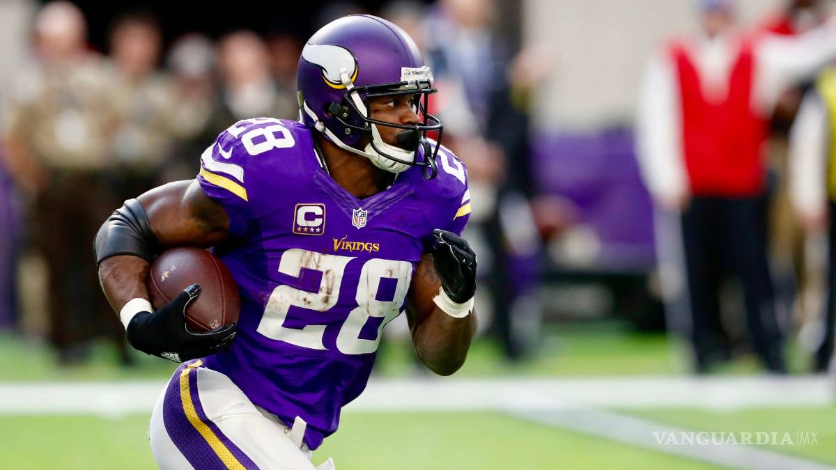 $!Peterson decide quedarse con los Redskins de Washington