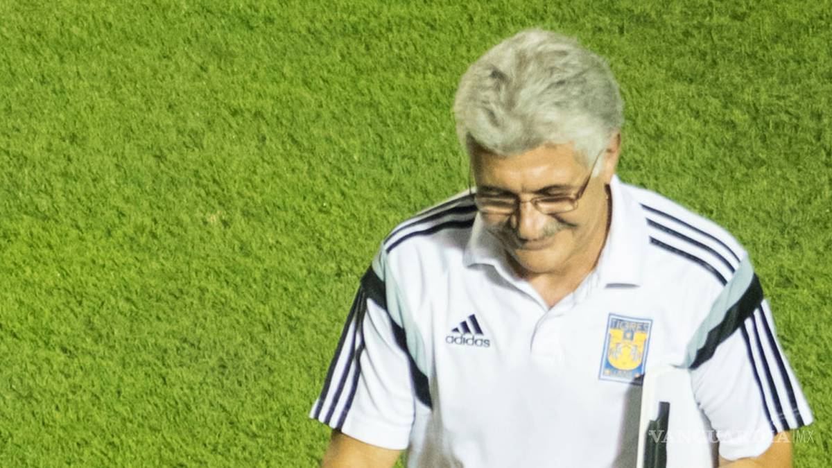 $!El 'Tuca' se burla de Nahuel Guzmán y Javier Aquino por no haber jugado en el Mundial