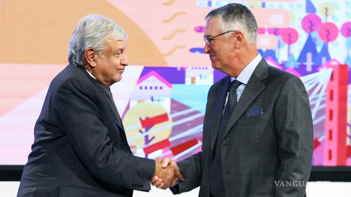 $!Expone Emilio Lozoya a beneficiarios de Fertinal: Peña Nieto, Salinas Pliego...