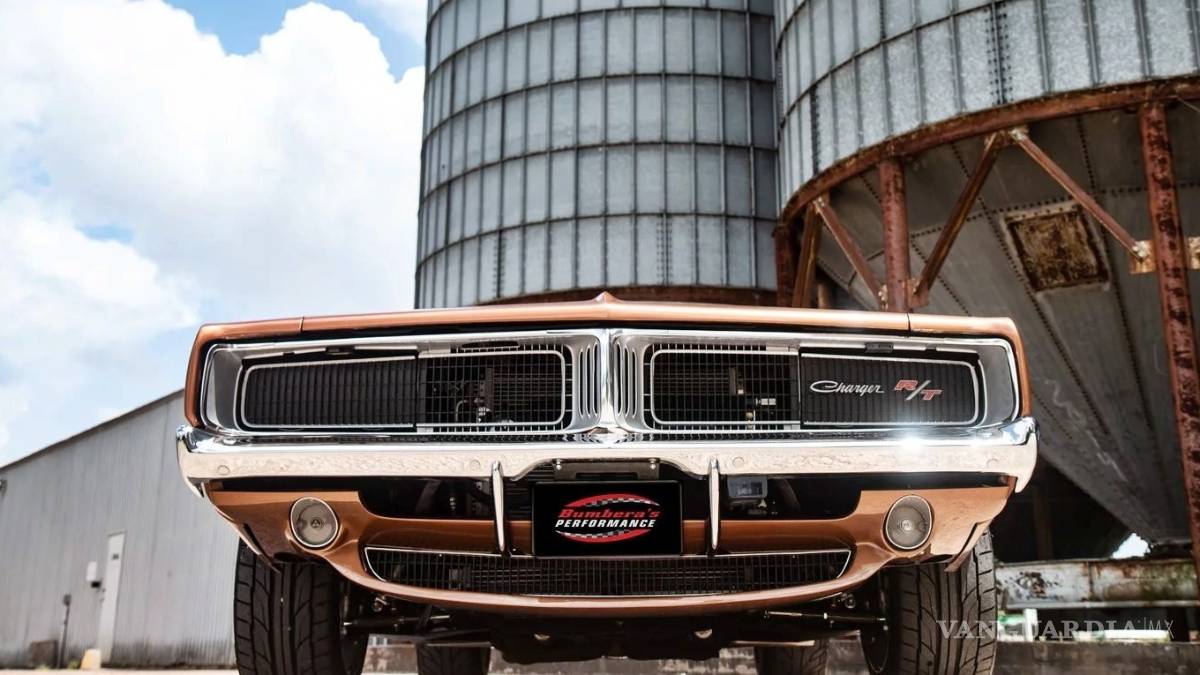 $!Un Dodge Charger R/T de 1969 con motor 6.2 Hellcat de 717 CV, aunque no lo creas
